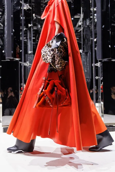 Look 55
